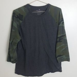 American Eagle 3/4 sleeve tee